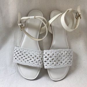 Ankle strap flat sandals